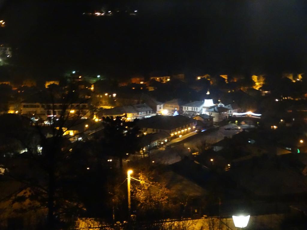 Complex Brashlyan Hotel Tryavna Exterior photo